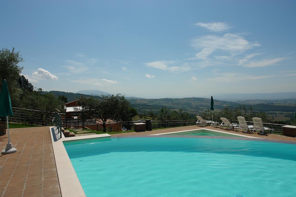 Hotel Il Castellaccio Piccione Eksteriør billede