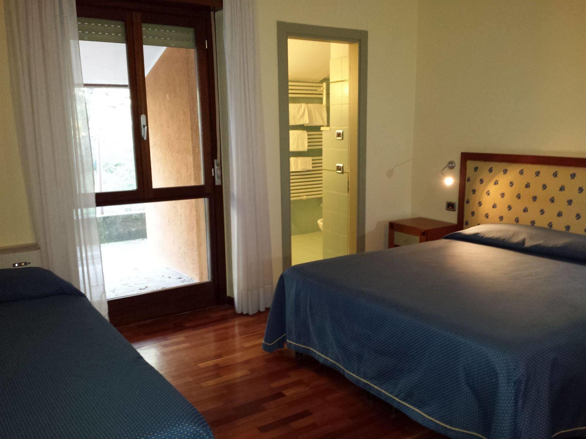 Hotel Il Castellaccio Piccione Eksteriør billede