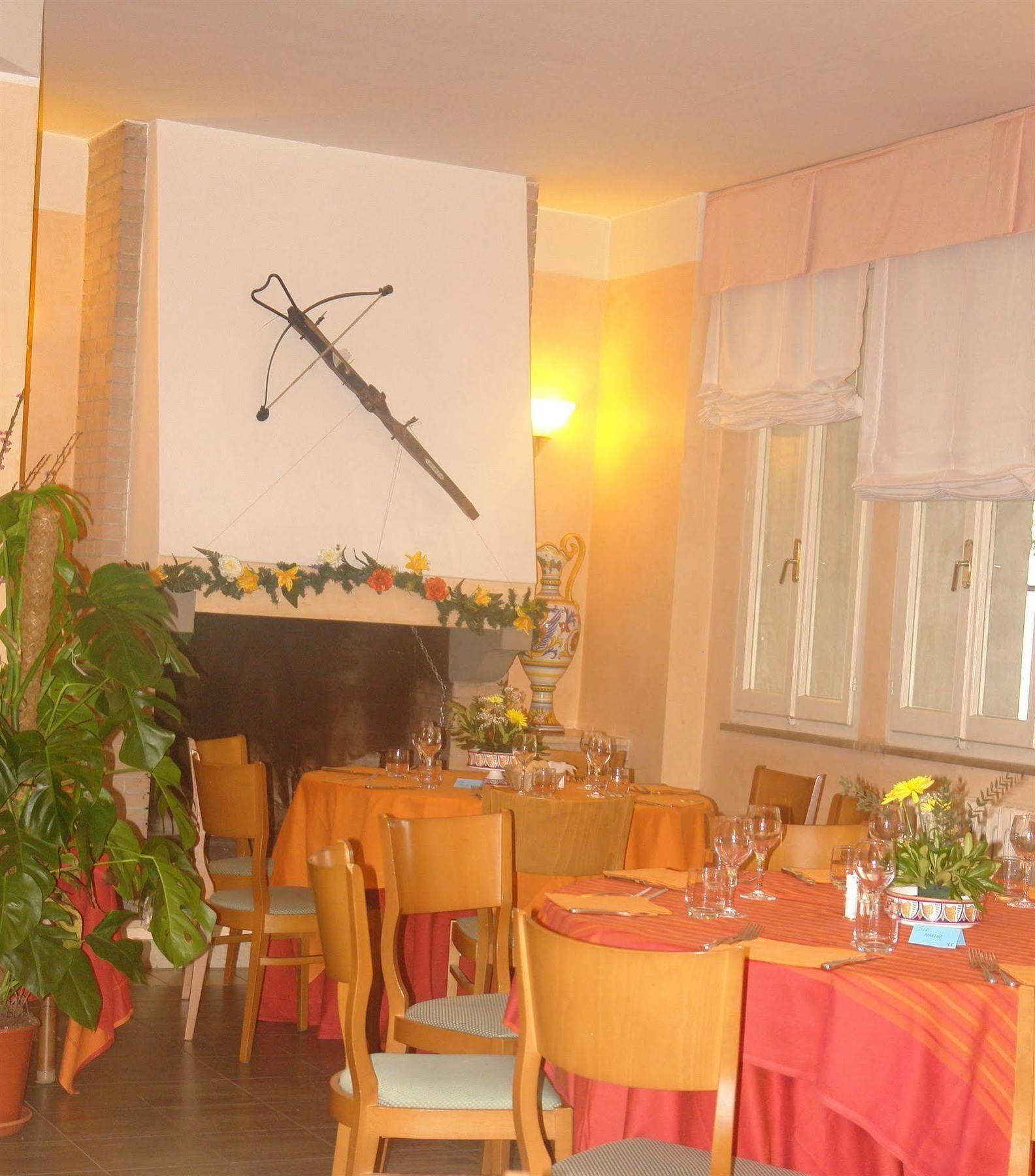 Hotel Il Castellaccio Piccione Eksteriør billede