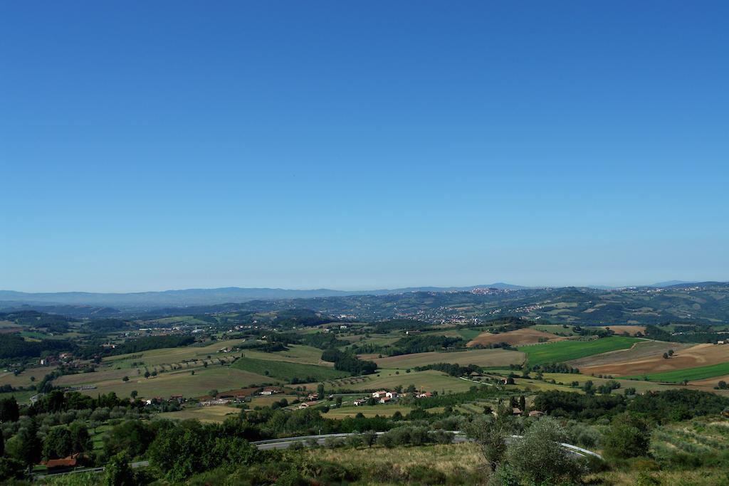 Hotel Il Castellaccio Piccione Eksteriør billede